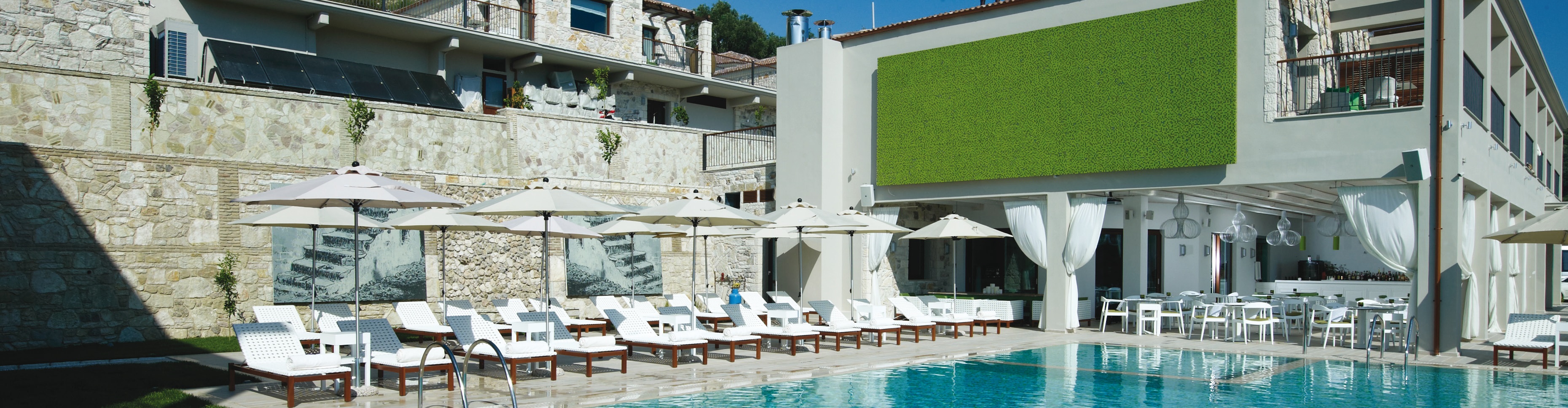SALVATOR VILLAS & SPA_01