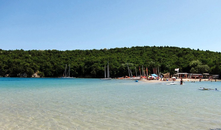 Plaja BELLA VRAKA