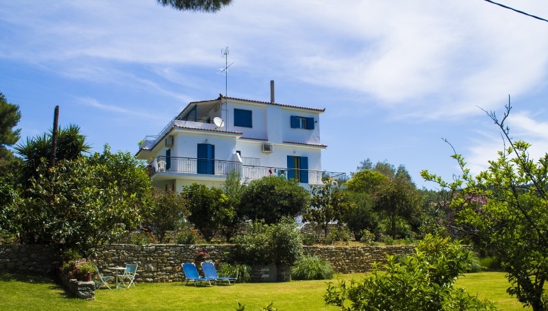 Gradina Vila Alexis